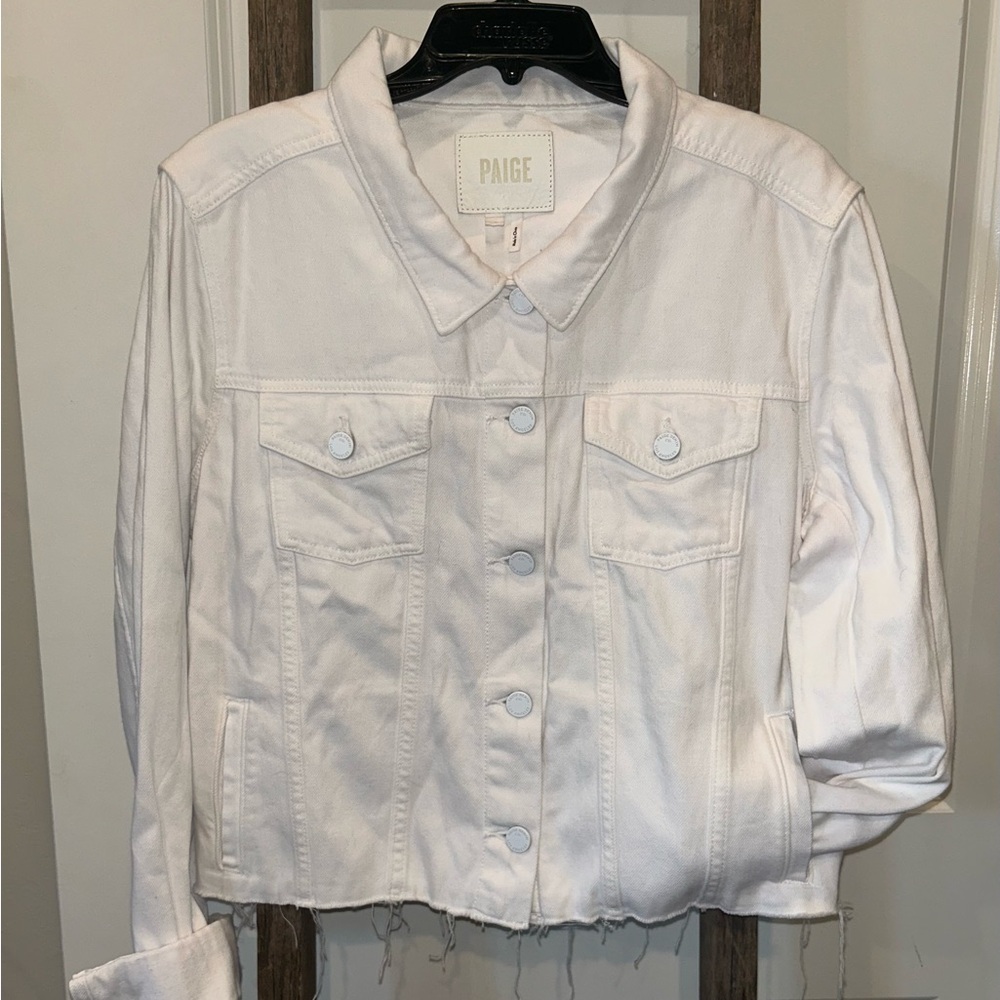 PAIGE Women's Whitw Denim Jacket with frayed accents. Size L